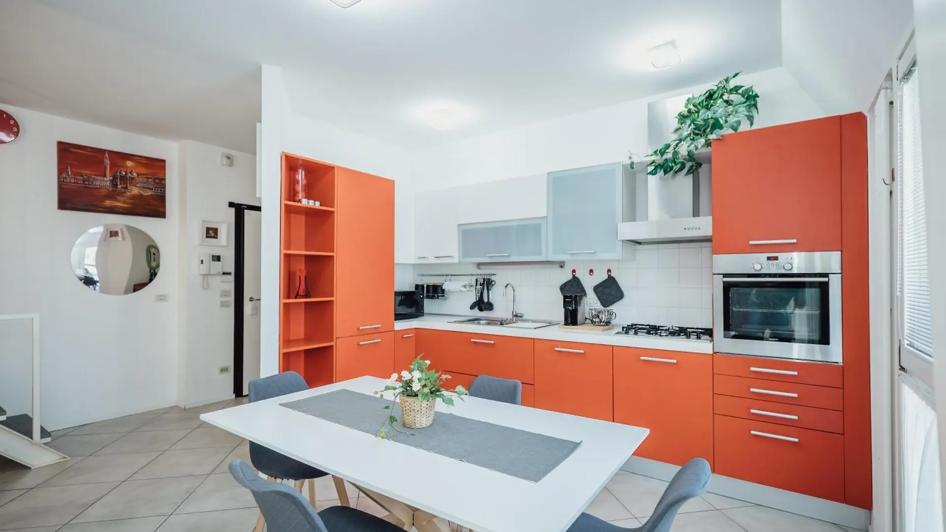 Free Garage 20 Min From Venice - Business House Mestre 0*,  Italy